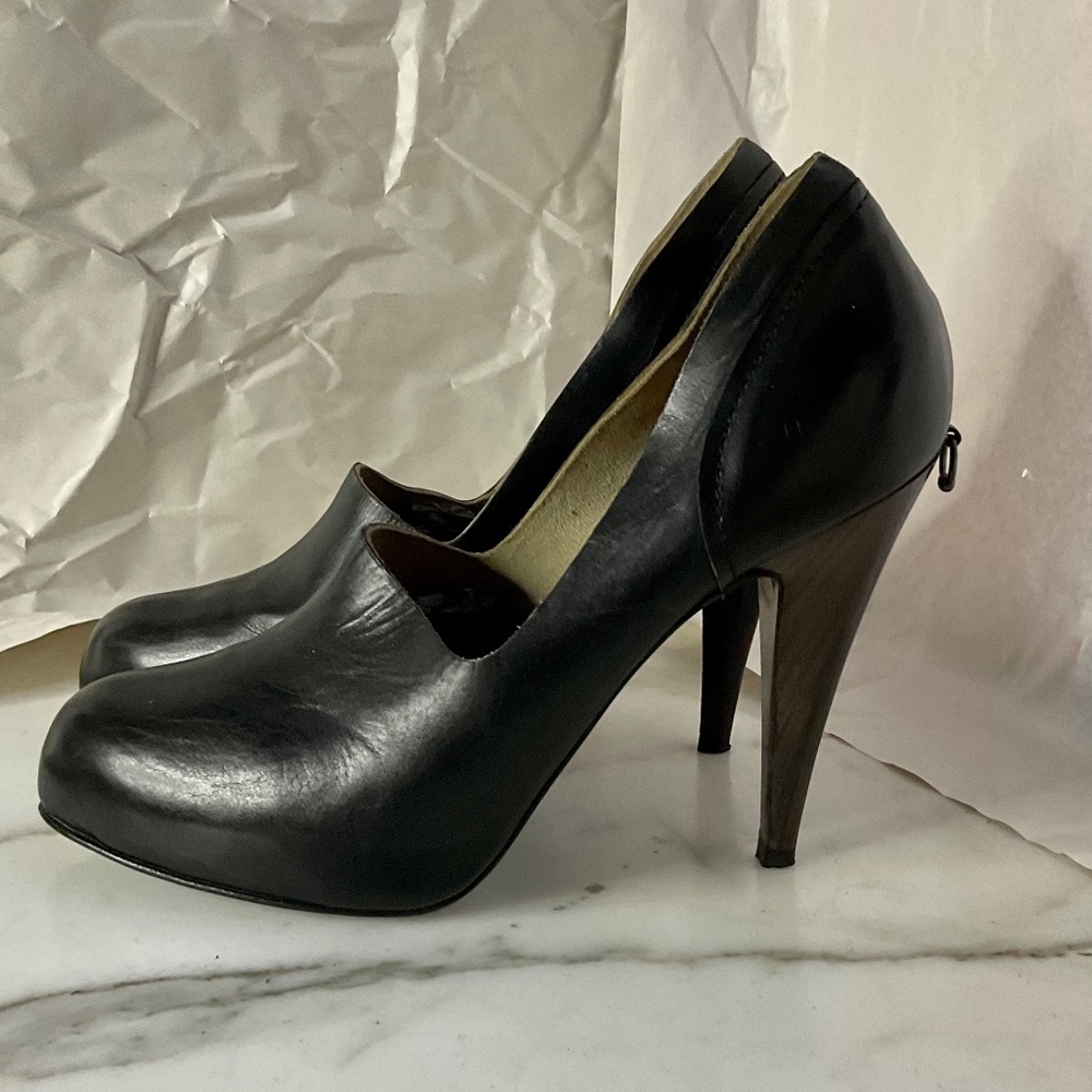 GUILLAUME HINFRAY Black Leather Hidden Platform Pumps vintage